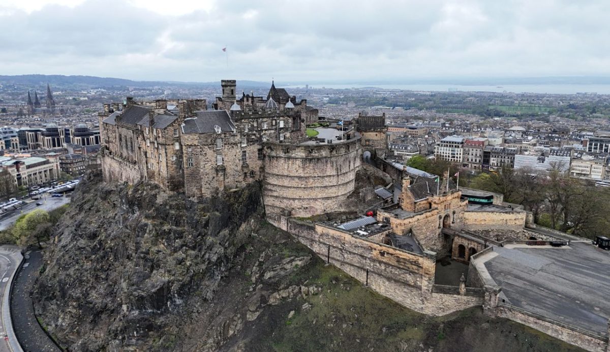 10 Overrated Tourist Spots in Europe and Better Alternatives 9