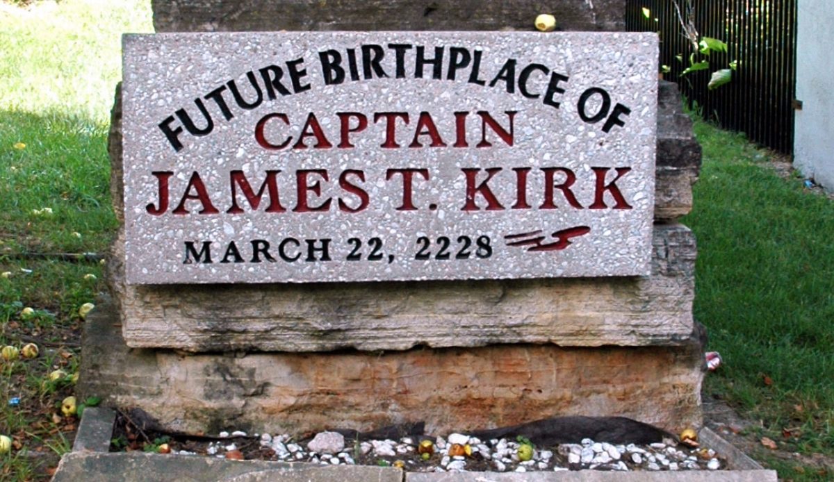 10 Roadside Oddities in the Midwest 6