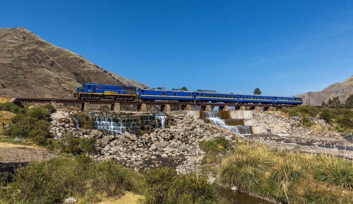 Andean Explorer, Peru