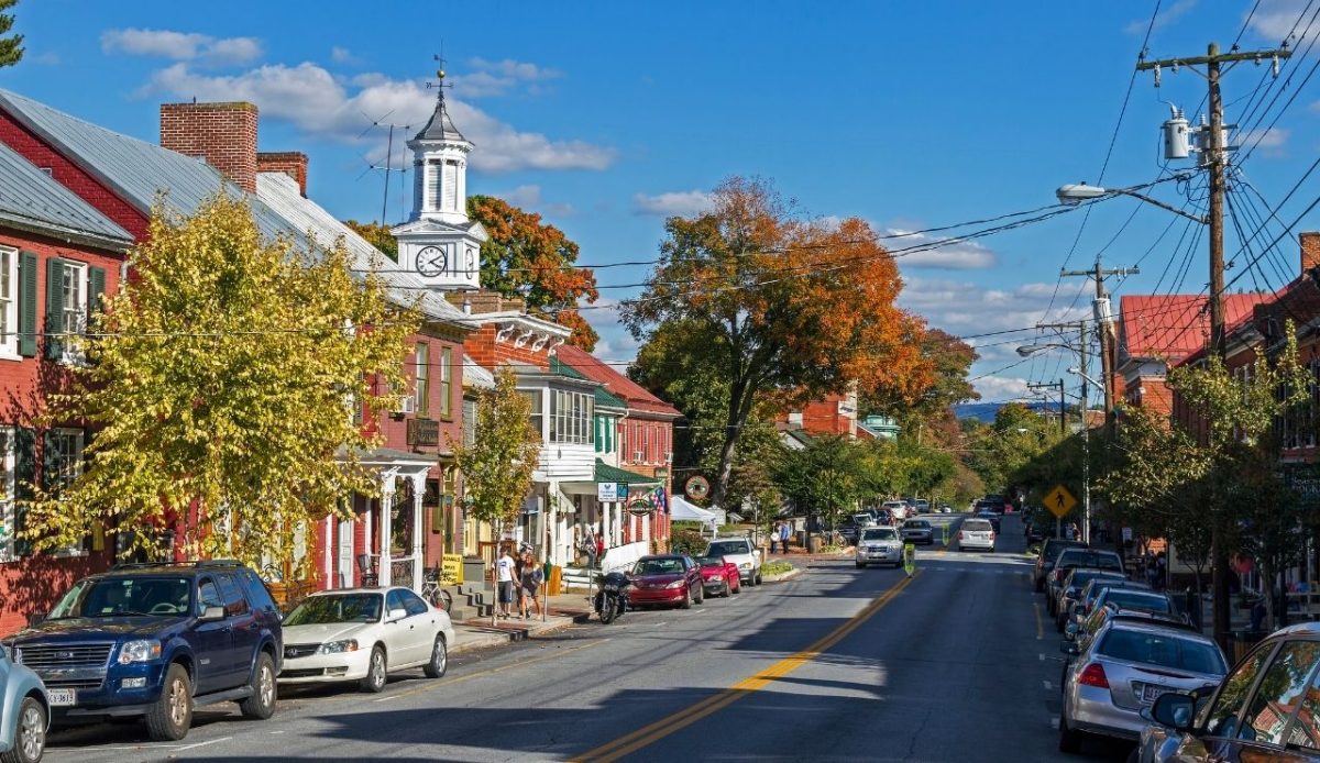 12 Most Charming River Towns in the U.S. 11