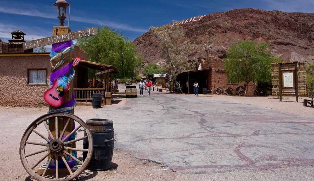 9 Ghost Towns Still Standing in the West 7