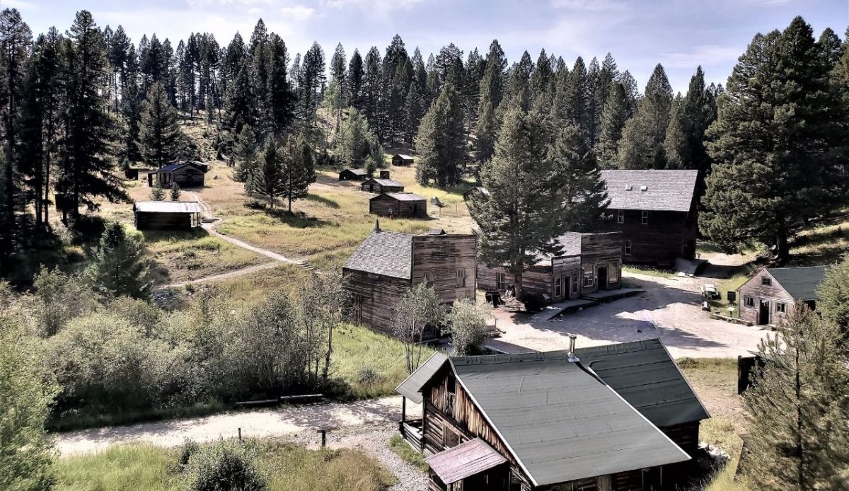 9 Ghost Towns Still Standing in the West 5