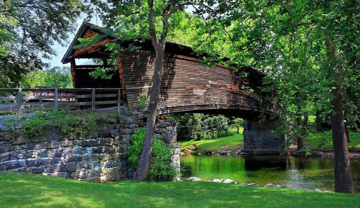 12 Covered Bridges That Feel Frozen in Time 8 12 Covered Bridges That Feel Frozen in Time 8