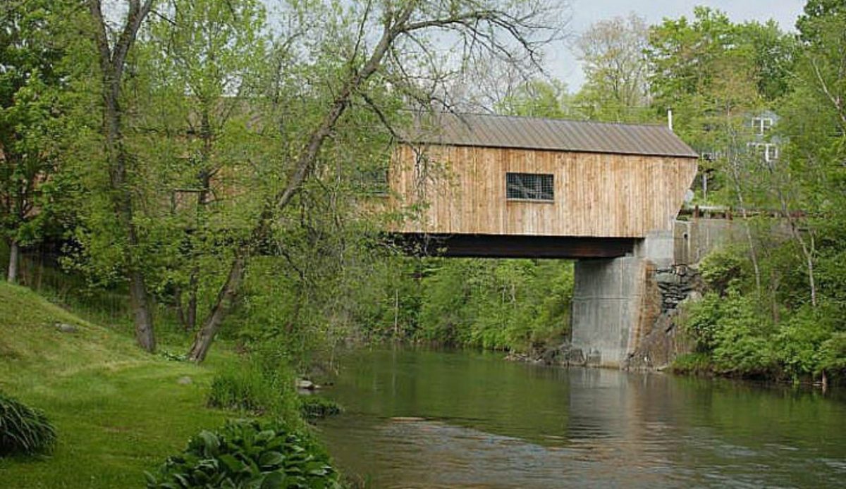 12 Covered Bridges That Feel Frozen in Time 5 12 Covered Bridges That Feel Frozen in Time 5
