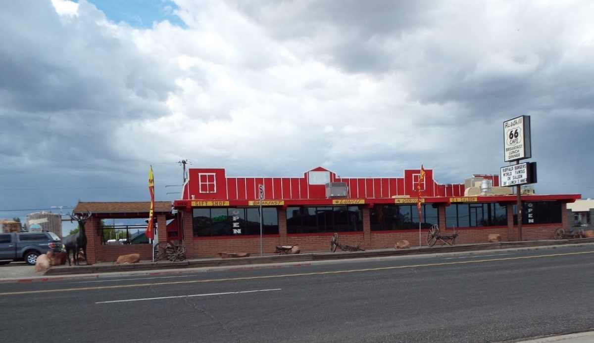 15 Unusual Roadside Eateries With Local Charm 9 15 Unusual Roadside Eateries With Local Charm 9