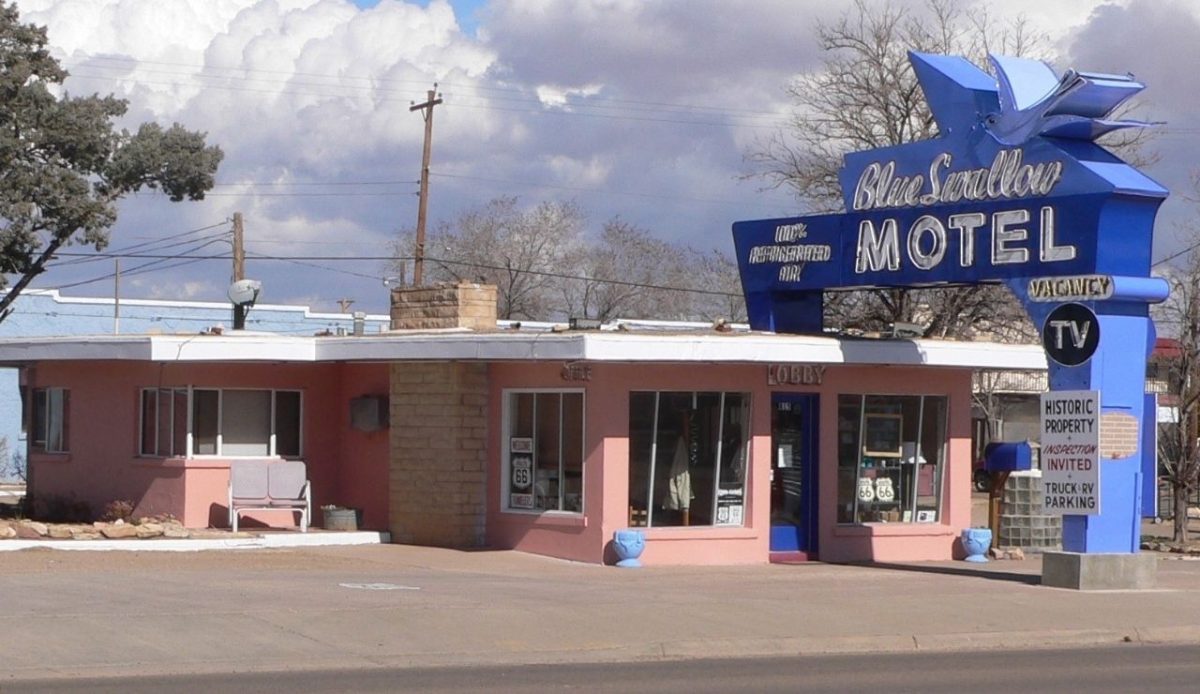 15 Unusual Roadside Eateries With Local Charm 12 15 Unusual Roadside Eateries With Local Charm 12