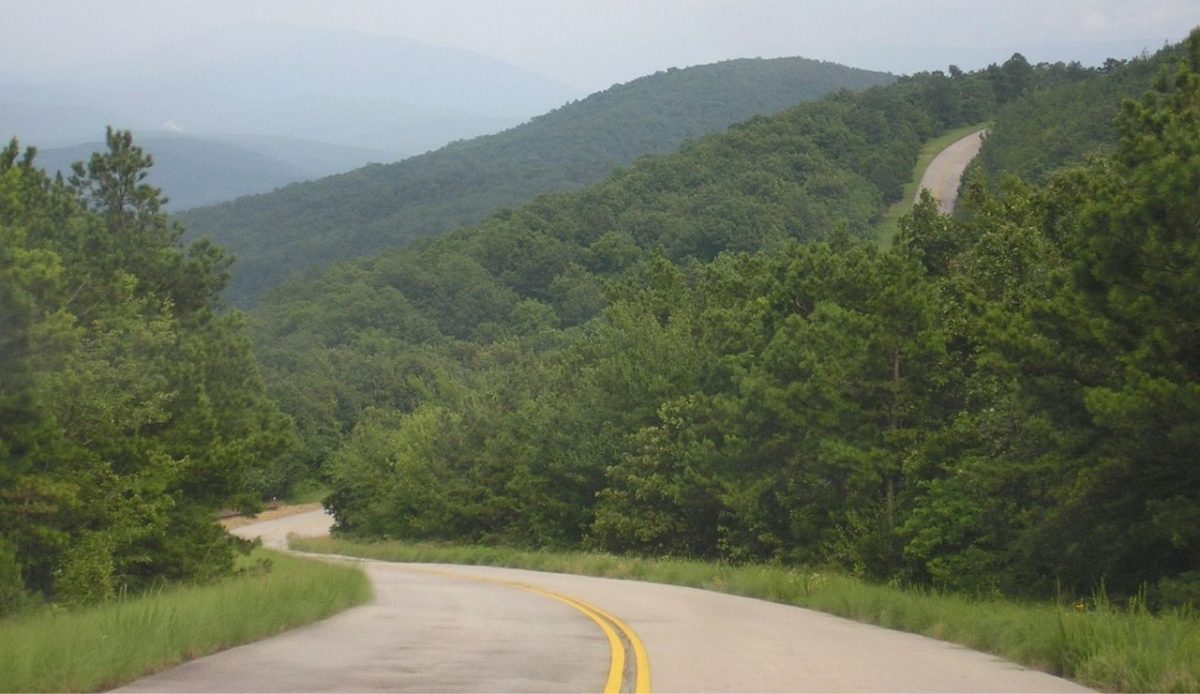 14 Fall Road Trips With Breathtaking Views Across the U.S. 13