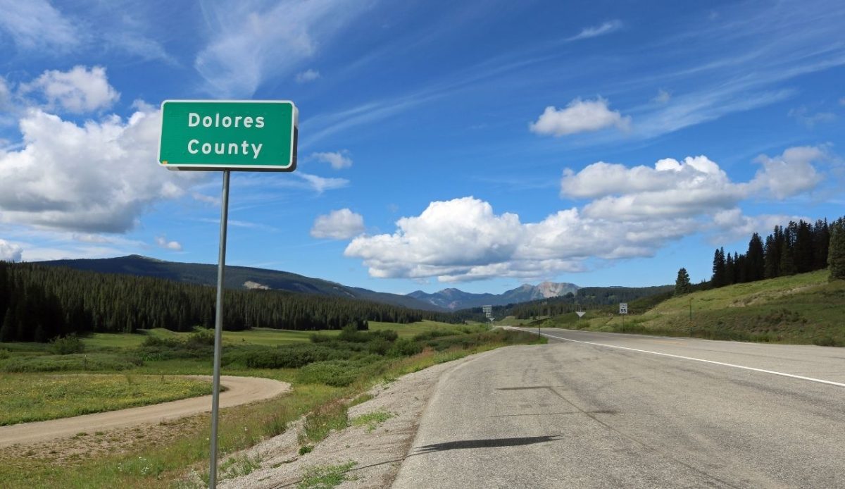 15 Scenic Drives Through the Rocky Mountains 8