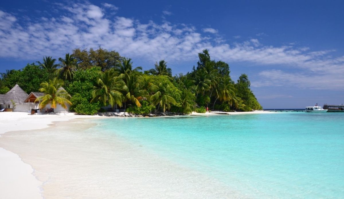 25 Best Islands Across the Globe, According to Travelers 6 25 Best Islands Across the Globe, According to Travelers 6