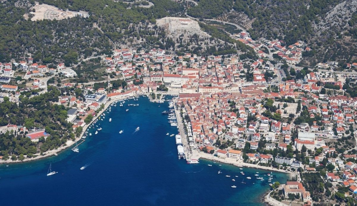 25 Best Islands Across the Globe, According to Travelers 15 25 Best Islands Across the Globe, According to Travelers 15