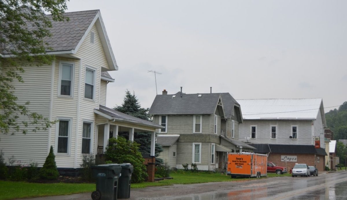 15 Secluded Towns Tucked Away in the Forested Hills and Rugged Bluffs of Eastern Ohio 15 15 Secluded Towns Tucked Away in the Forested Hills and Rugged Bluffs of Eastern Ohio 15