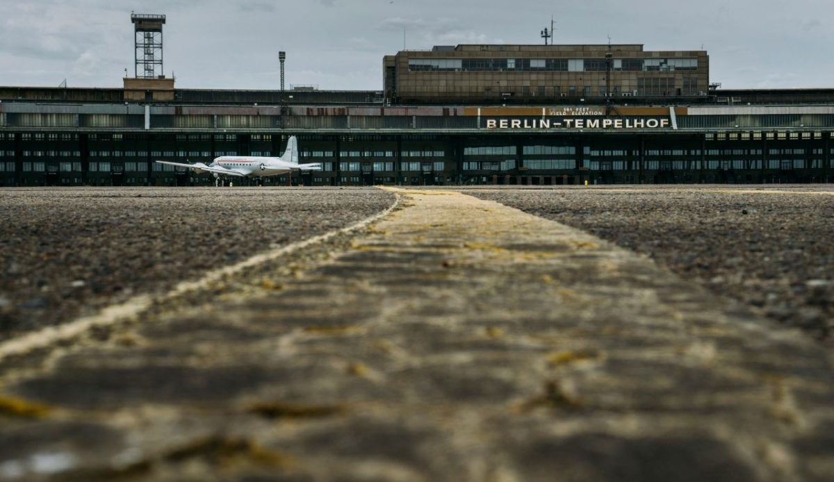 14 Disney Park Secrets Adults Notice but Kids Don’t 5