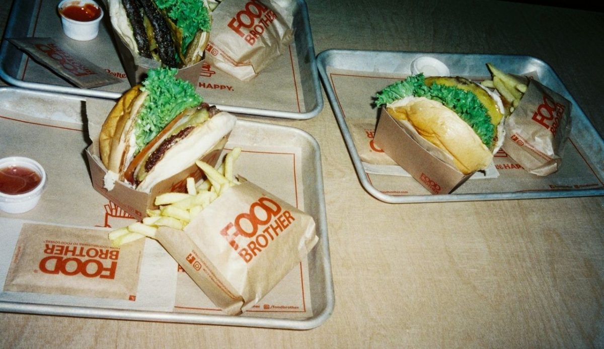 14 Disney Park Secrets Adults Notice but Kids Don’t 13