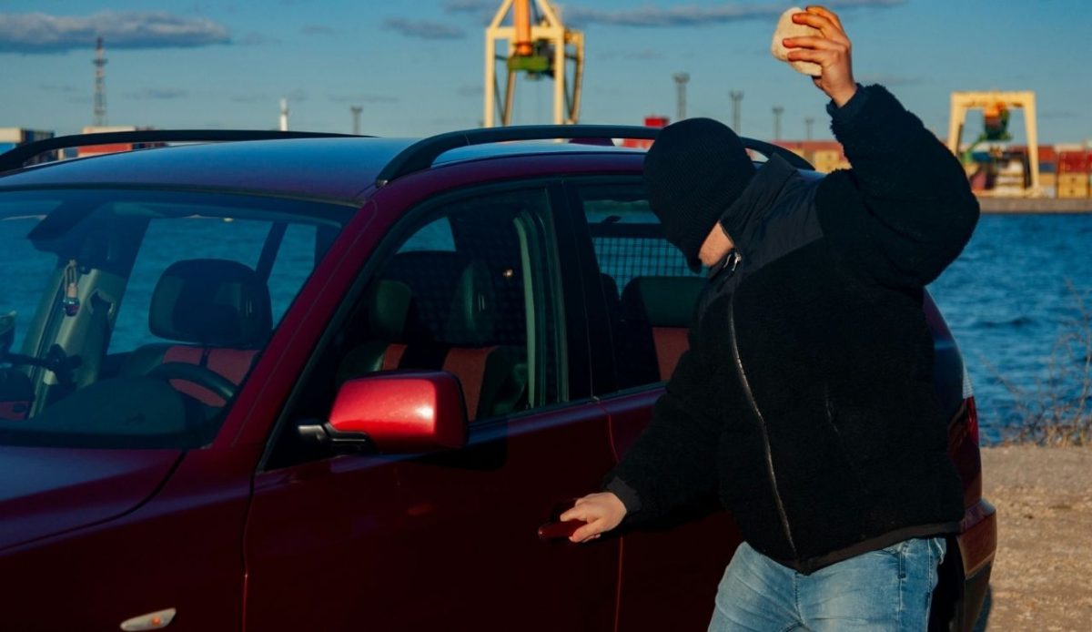 12 Common Highway Scams That Catch U.S. Drivers Off Guard 5