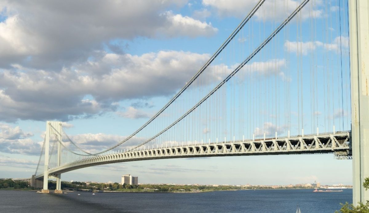 15 Unique Bridges You Can Walk or Drive 11