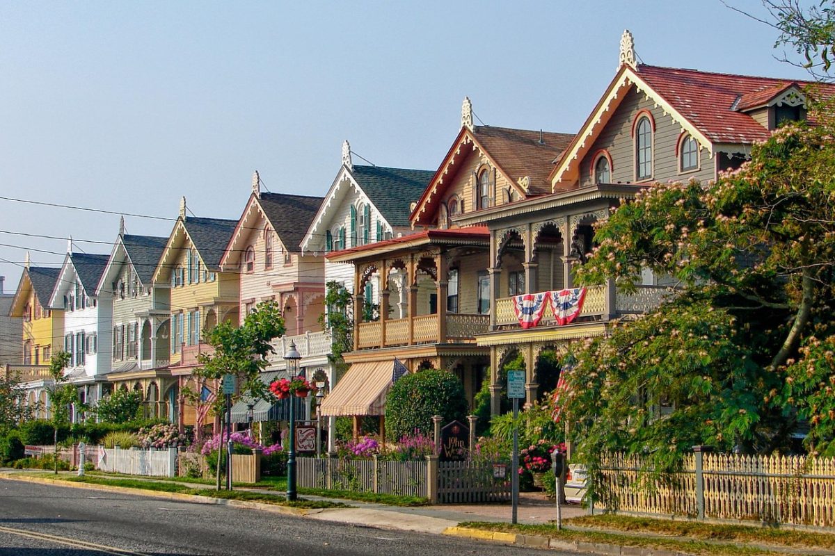 15 Best East Coast Beach Towns to Settle in Year-Round, Ranked by Data 2