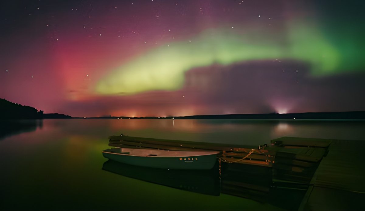 Aurora Borealis over Lake Pend Oreille, Idaho at night 