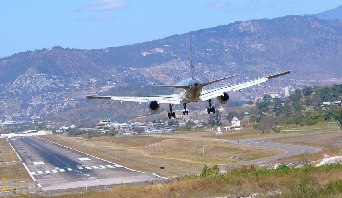 Toncontin Airport, Honduras    
