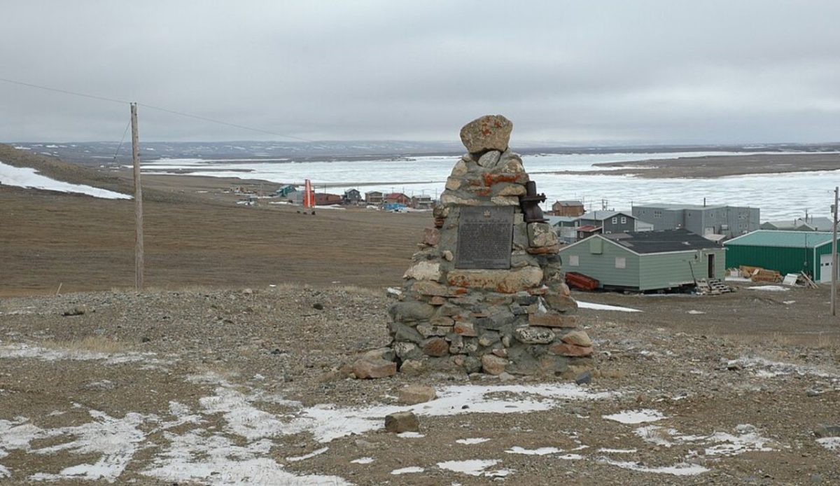 10 Remote Canadian Towns That Redefine Isolation 4 Harbour, Northwest Territories, Canada