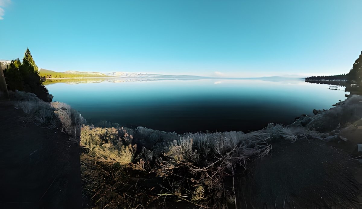 Aurora reflecting over Kabetogama Lake, Voyageurs National Park 