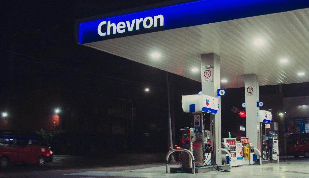 14 Gas Stations Across America Travelers Say To Avoid 6 A Chevron station