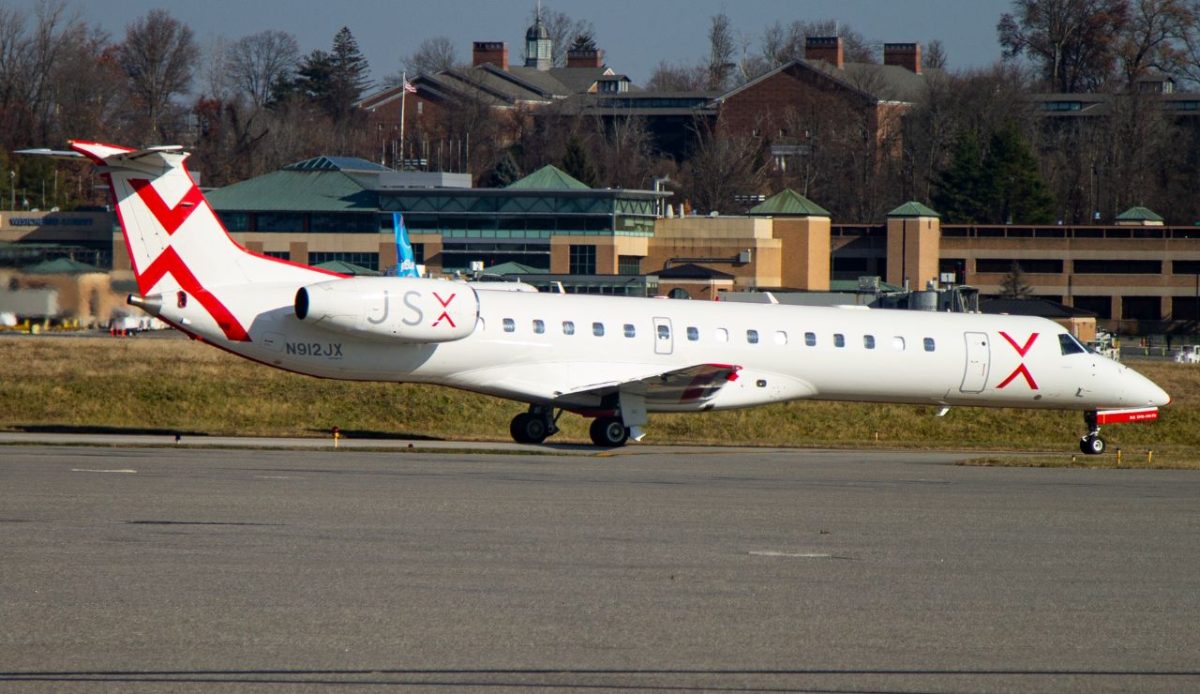 10 US Airlines Ranked From Worst To Best By Travelers 1 An Embraer ERJ-145LR (N912JX) of JSX airlines taxis on Taxiway K towards Runway 34 in preparation for departure at KHPN,NY,USA