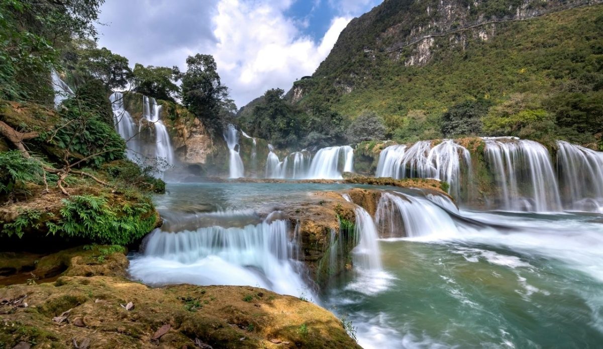 Ban Gioc-Detian Falls in Vietnam 