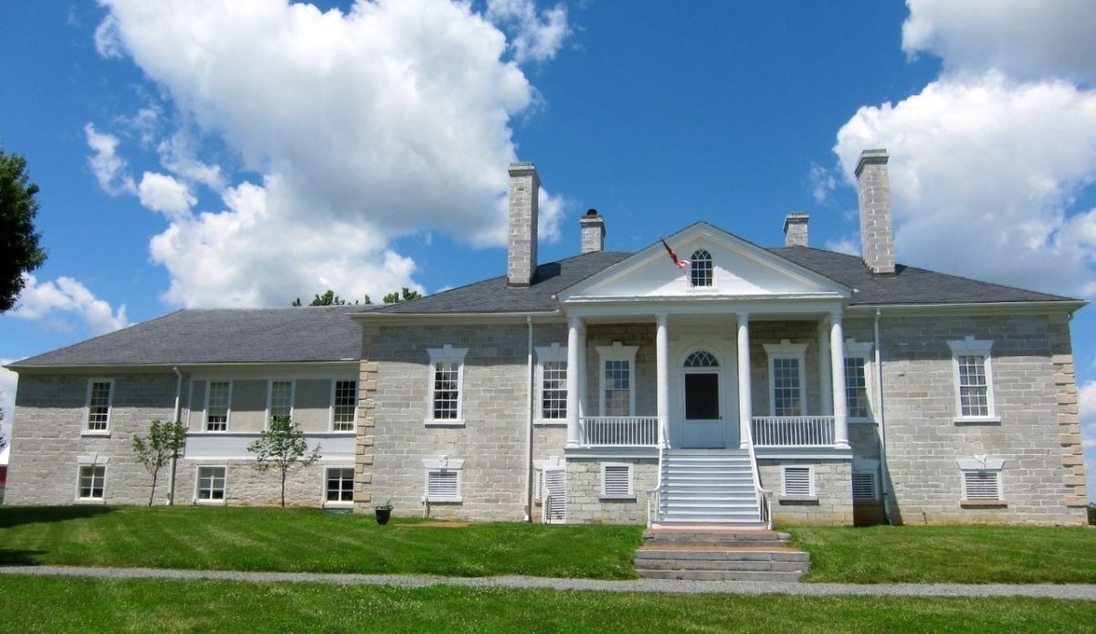 13 Haunted Places in the US Where You Can Spend the Night 8 Belle Grove Plantation, King George, Virginia
