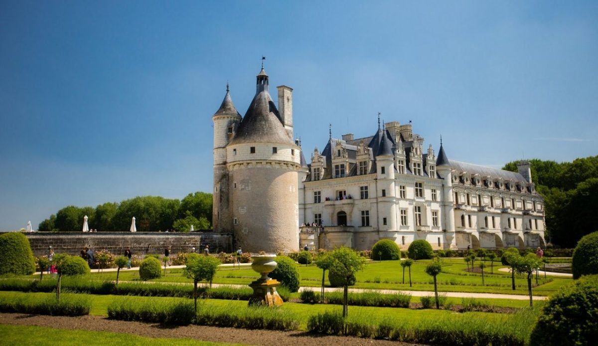 8 Breathtaking Landmarks In France Beyond The Eiffel Tower | Backroad Planet, image size:1200x694