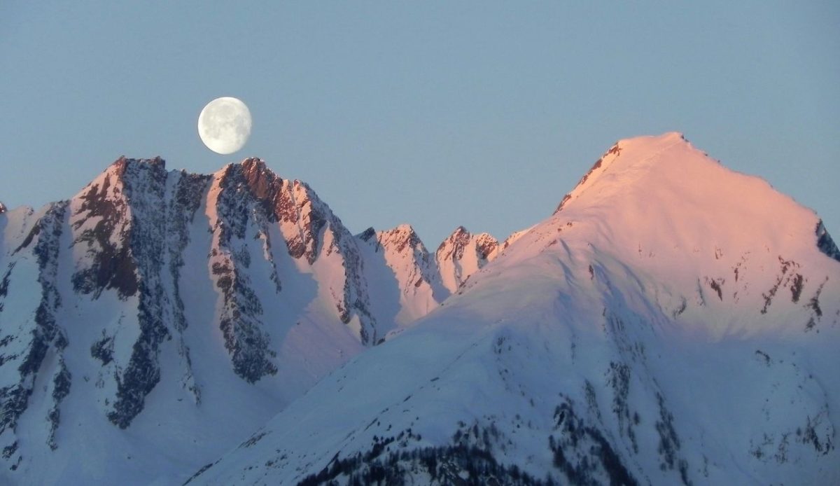 10 Best Ski Resorts in Italy Every Skier Should Visit 10 Courmayeur, AO, Italy