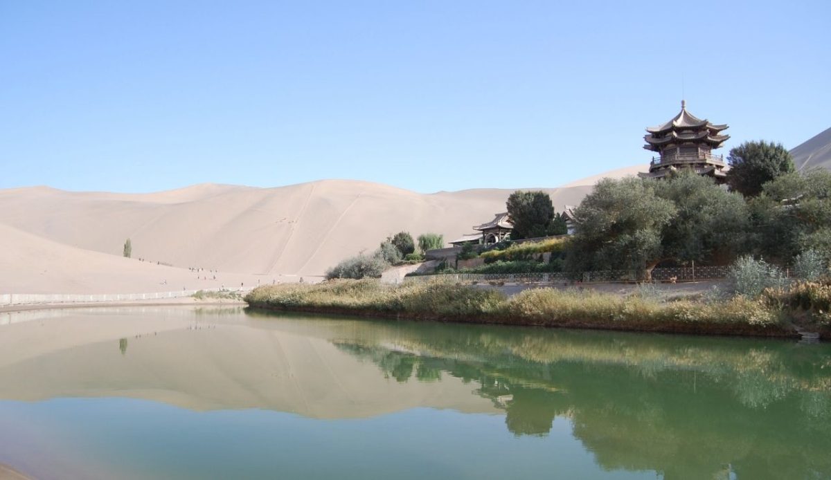 14 Prettiest Destinations To Visit Across China 10 Crescent Lake, Dunhuang