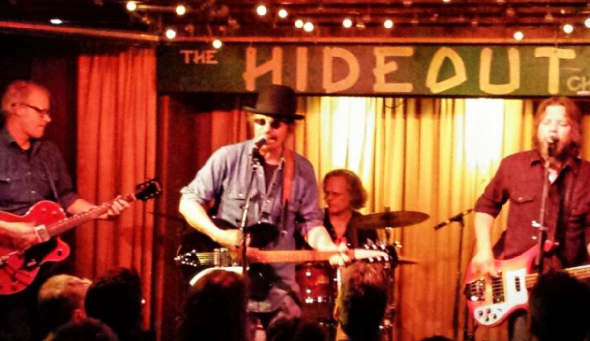 10 Unique Things to Do in Chicago That Locals Secretly Love 5 Watch a Show at The Hideout