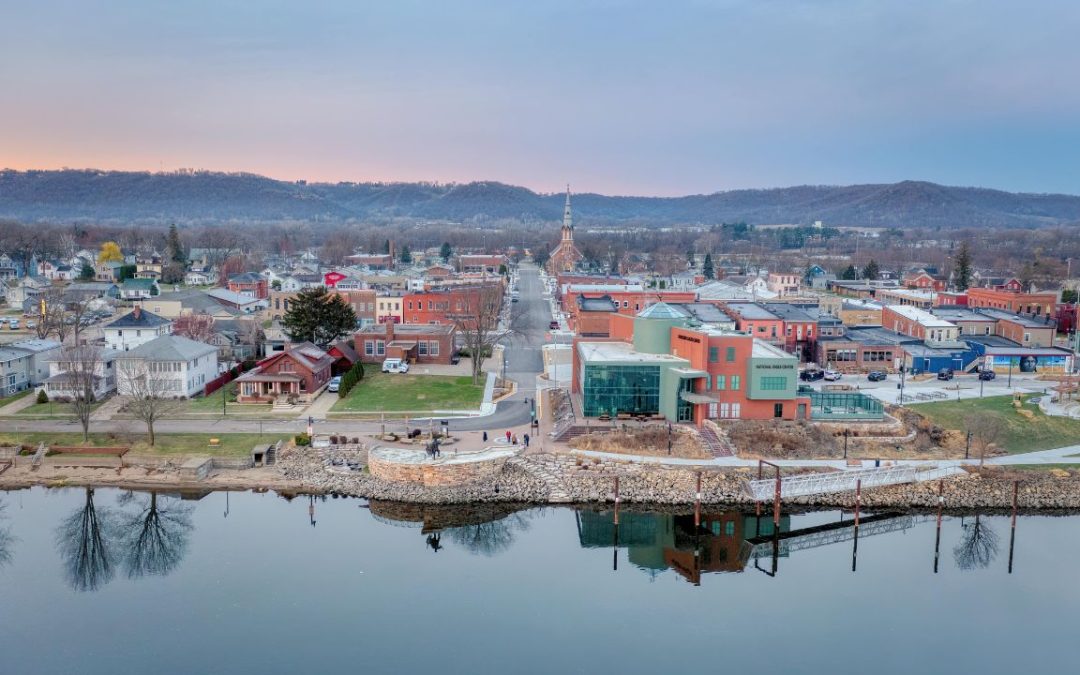 9 Small US Towns Packed With Adventure for Travelers