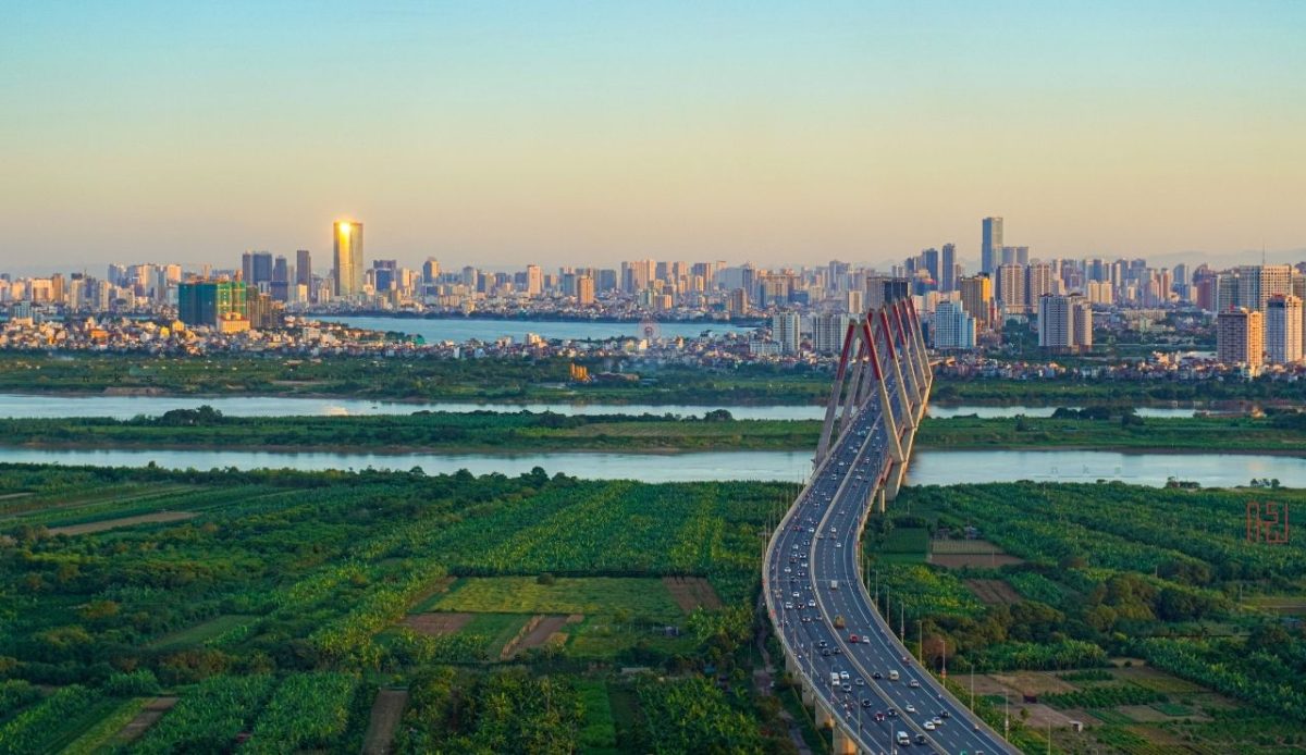 12 Cities Around the World Worth Visiting for Food Alone 5 Hanoi, Vietnam