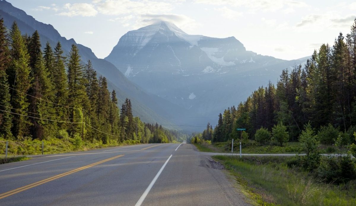 12 Scenic Bike Tours Around the World Worth Every Mile 8 Icefields Parkway, Jasper, Alberta, Canada