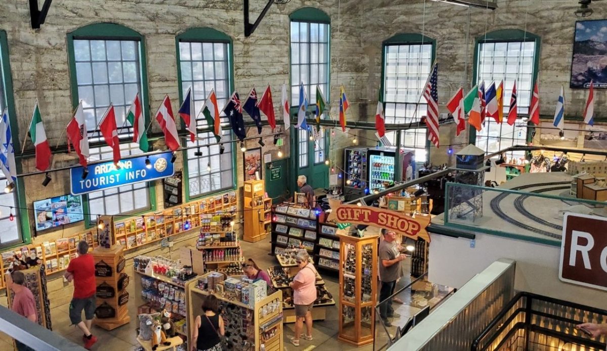 11 Best Stops Between Las Vegas And The Grand Canyon 8 Kingman Visitor's Center Interior