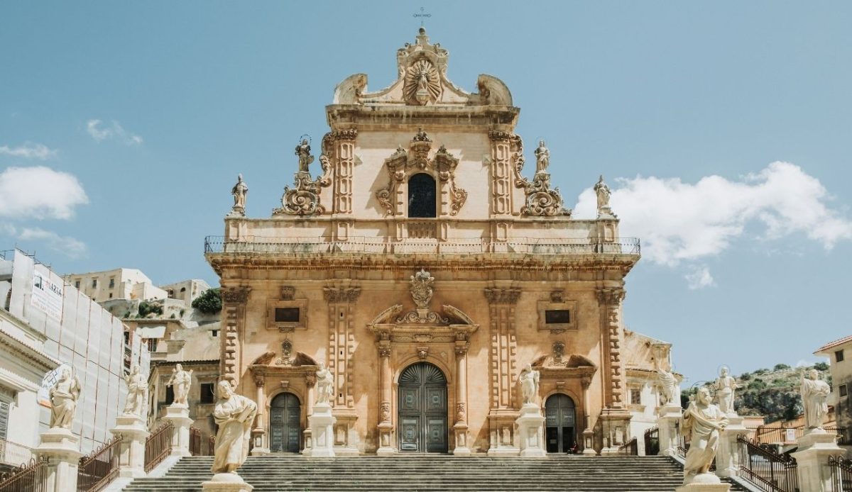 10 Dreamy Towns in Southern Italy Americans Are Moving To 10 Modica, Free municipal consortium of Ragusa, Italy