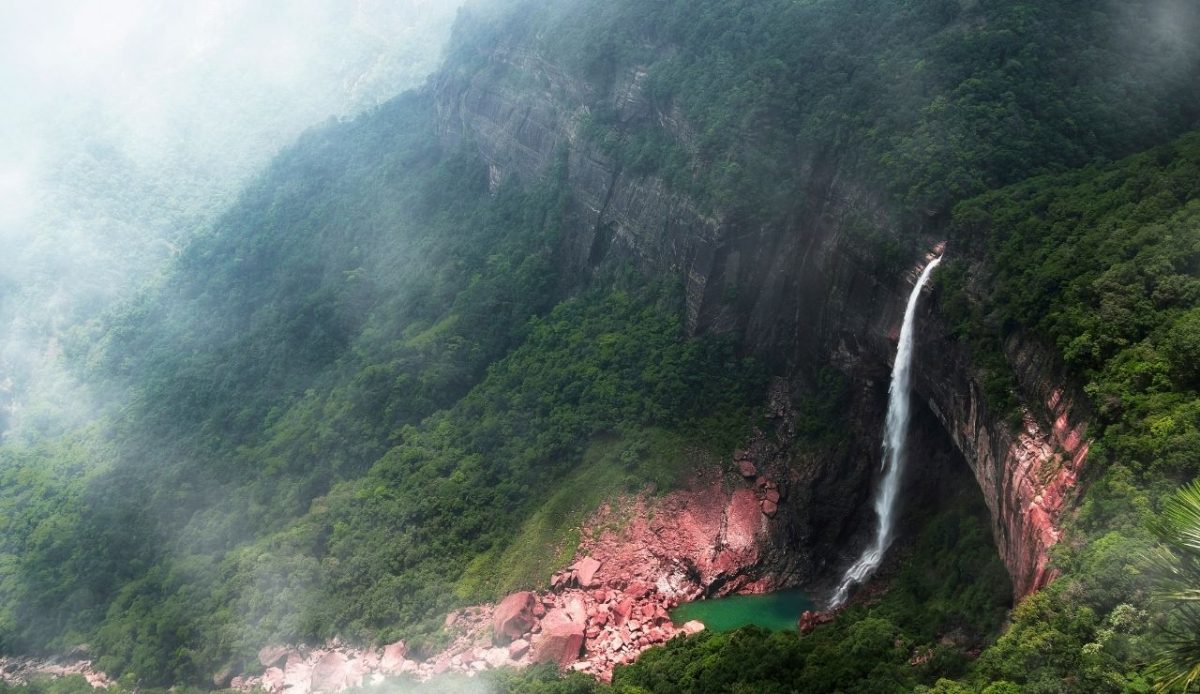 Nohkalikai Falls, India 