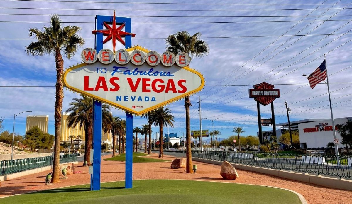 welcome to fabulous las vegas sign on las vegas boulevard