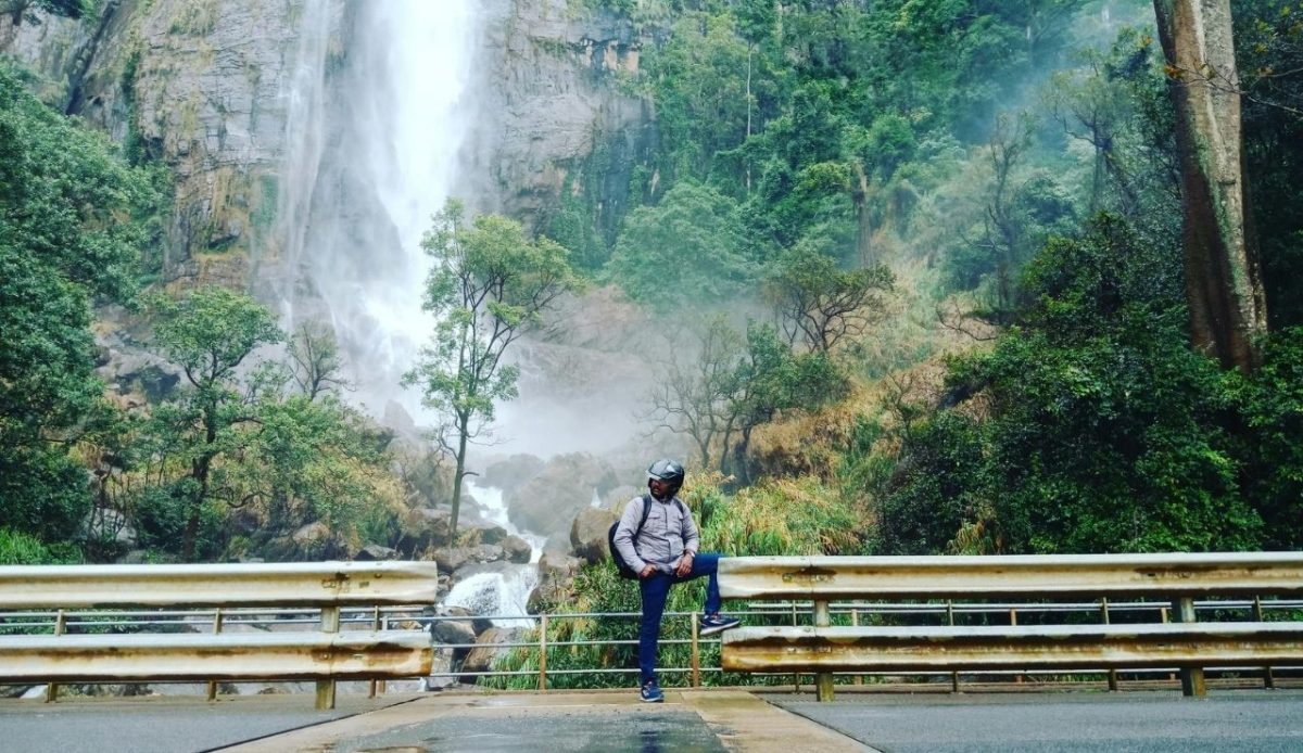 Scenic Diyaluma Falls in Uva Province, Sri Lanka 