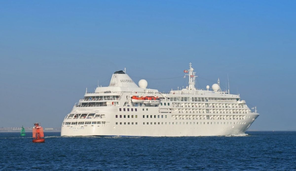 Silversea Silver Cloud cruise ship sailing at sea