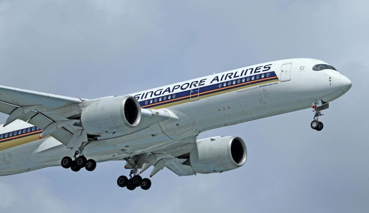 Singapore Airlines Airbus A350 ascending with landing gear down