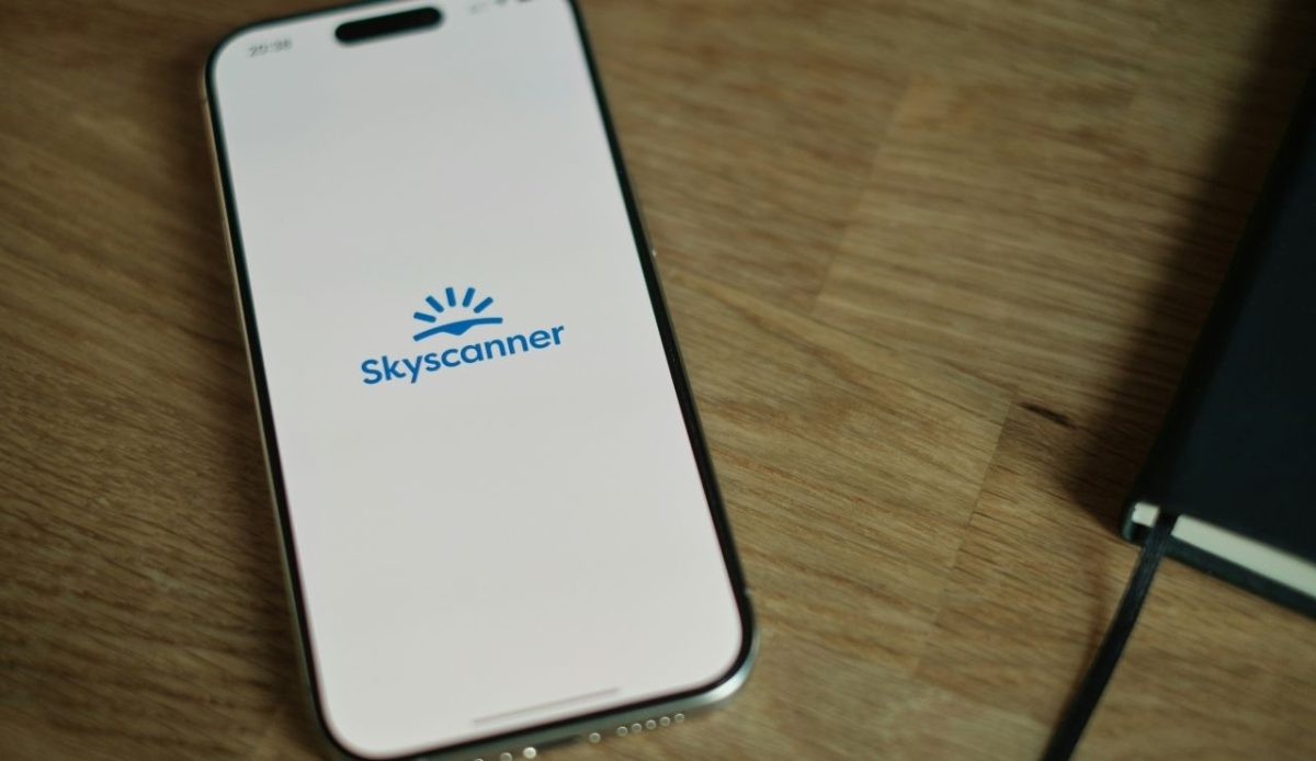 Skyscanner app for cheap hotels and flight deals