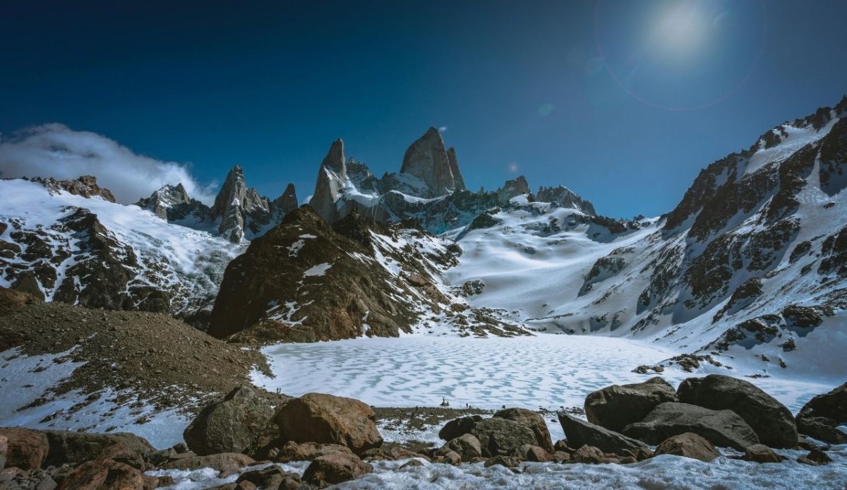 Snow-covered Mount Fitz Roy and frozen Laguna de los Tres, Patagonia, Argentina
