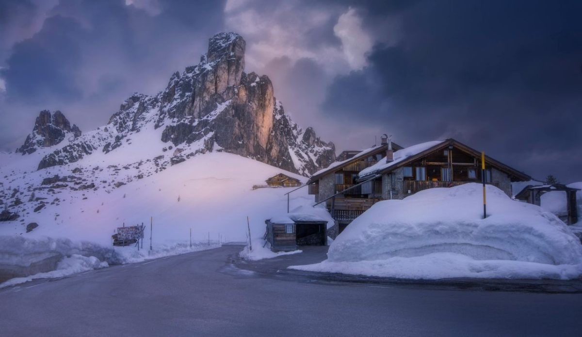10 Best Ski Resorts in Italy Every Skier Should Visit 1 Snowy Alp Landscape at Twilight in Cortina d'Ampezzo