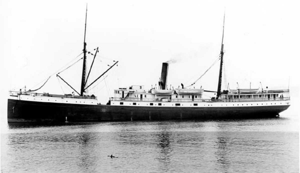 7 Ghost Ships Still Spotted Along The World’s Coastlines 5 The SS Valencia in 1904 University of Washington Digital Collections