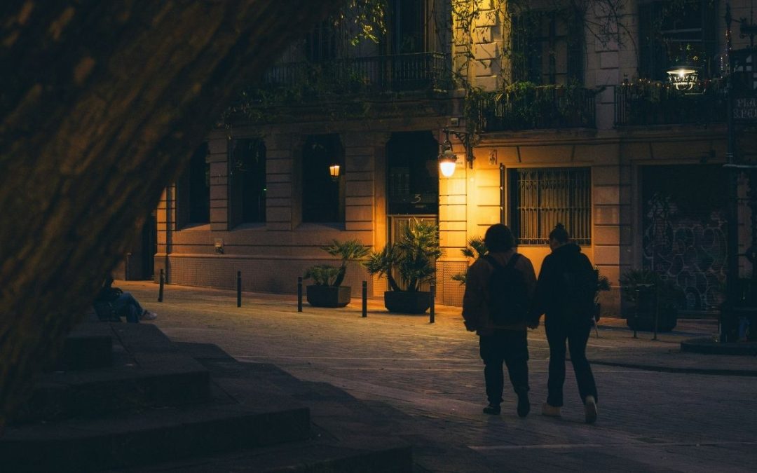 8 Vacation Spots Tourists Now Avoid After Dark