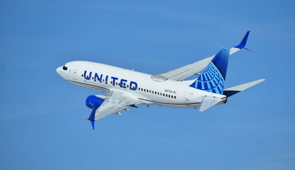 10 US Airlines Ranked From Worst To Best By Travelers 2 United Airlines 737,Eagle County Regional Airport, Eldon Wilson Road, Gypsum, CO, USA