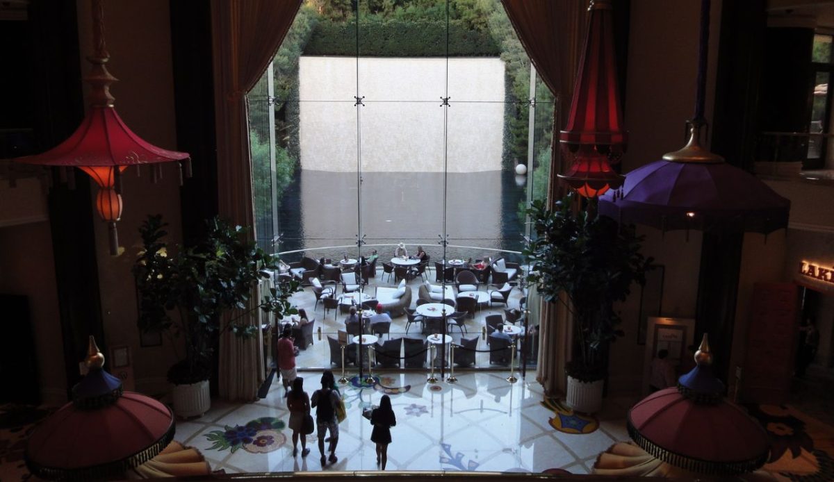 12 Las Vegas Bars Travelers Can’t Stop Talking About 12 Parasol Down, Wynn Las Vegas