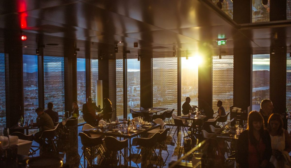 12 Las Vegas Bars Travelers Can’t Stop Talking About 1 Skyfall Lounge, Delano Las Vegas